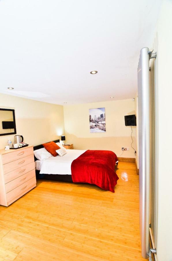 Thames View House Surrey Quays Hotel London Exterior photo