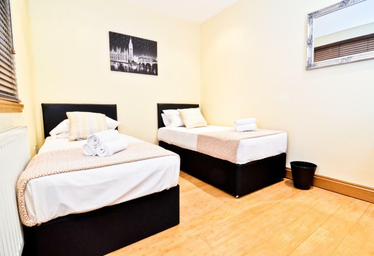 Thames View House Surrey Quays Hotel London Exterior photo