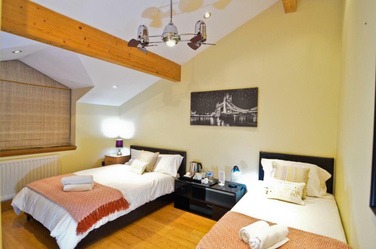 Thames View House Surrey Quays Hotel London Exterior photo