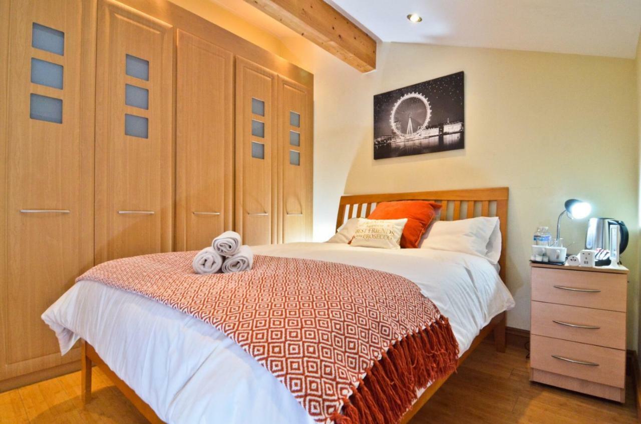Thames View House Surrey Quays Hotel London Exterior photo